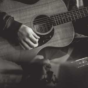 亚洲AV㊙️无码一区白分峰美
